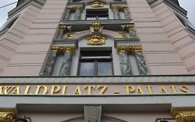 Apartments in der Jahnallee 20 Waldplatzpalais